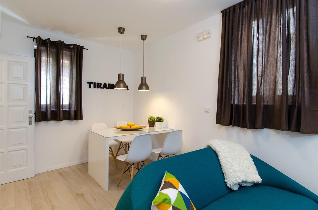 Apartments & Rooms Tiramola - Old Town Τρογκίρ Δωμάτιο φωτογραφία