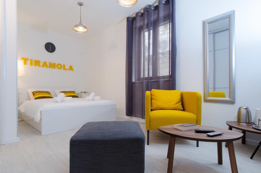 Apartments & Rooms Tiramola - Old Town Τρογκίρ Δωμάτιο φωτογραφία