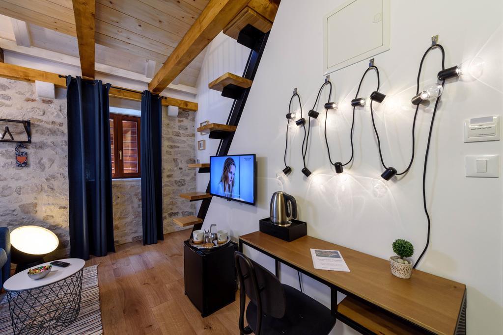 Apartments & Rooms Tiramola - Old Town Τρογκίρ Εξωτερικό φωτογραφία