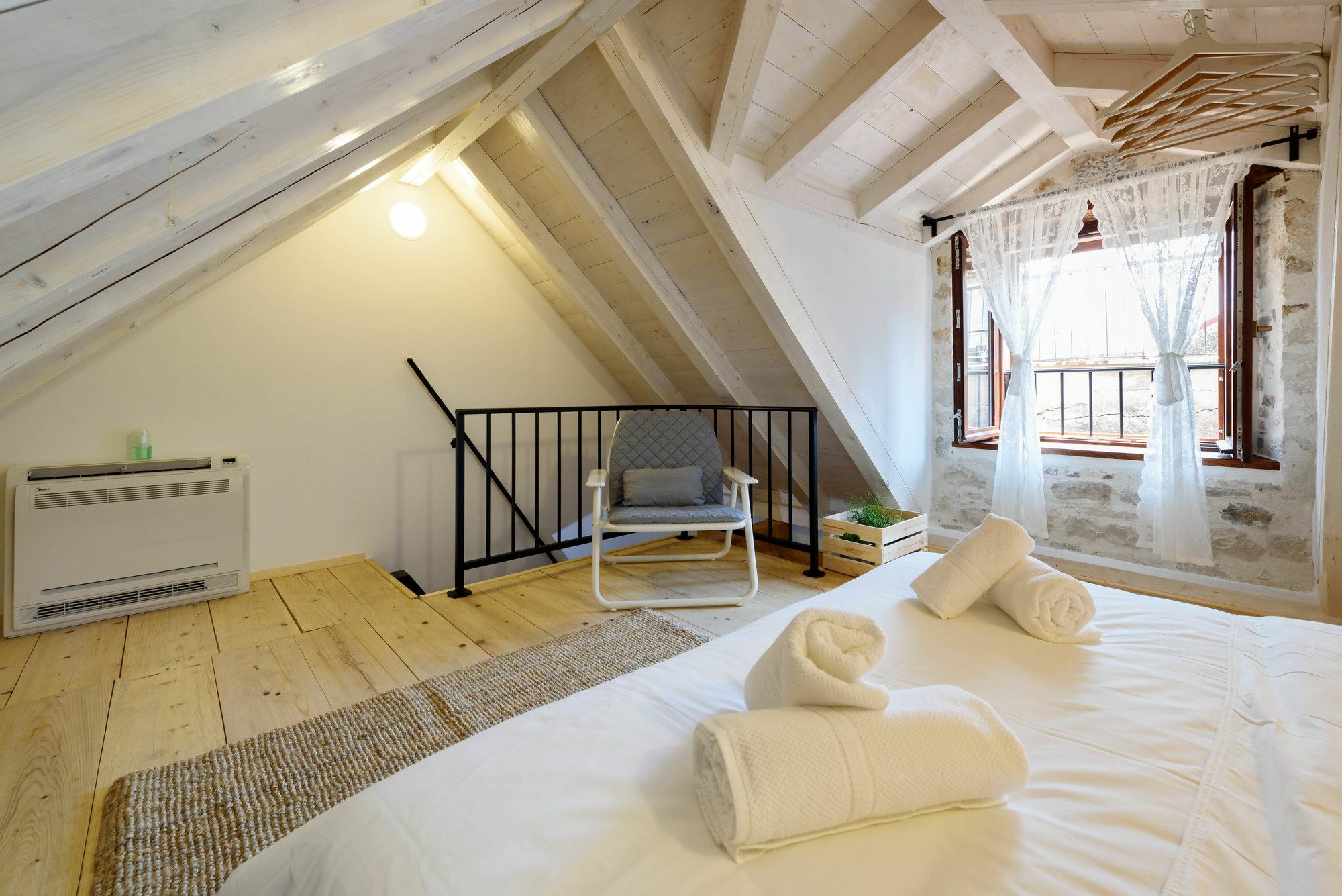 Apartments & Rooms Tiramola - Old Town Τρογκίρ Εξωτερικό φωτογραφία